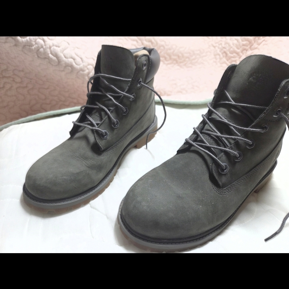 Timberland Premium Waterproof Boots Tornado Grey Women’s size 7